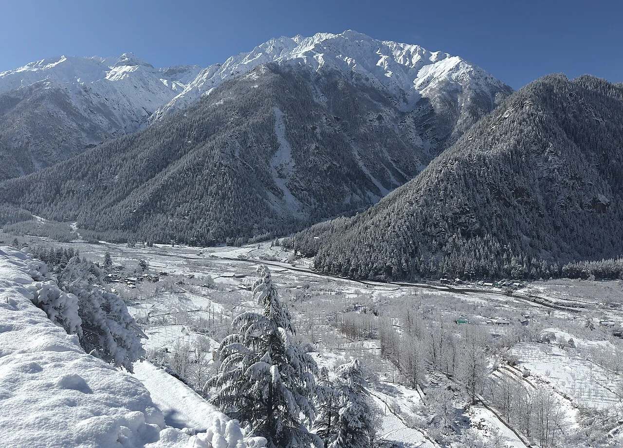 Himalayan mountain ranges and Kinnaur-Spiti landscape
